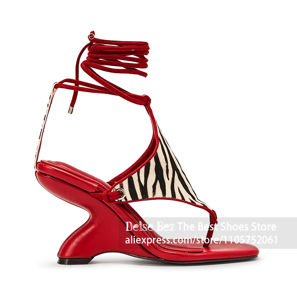 Sandal Strappy Heeled - Zebra-print veter-sandalen met sculpturale hak, zwart-wit